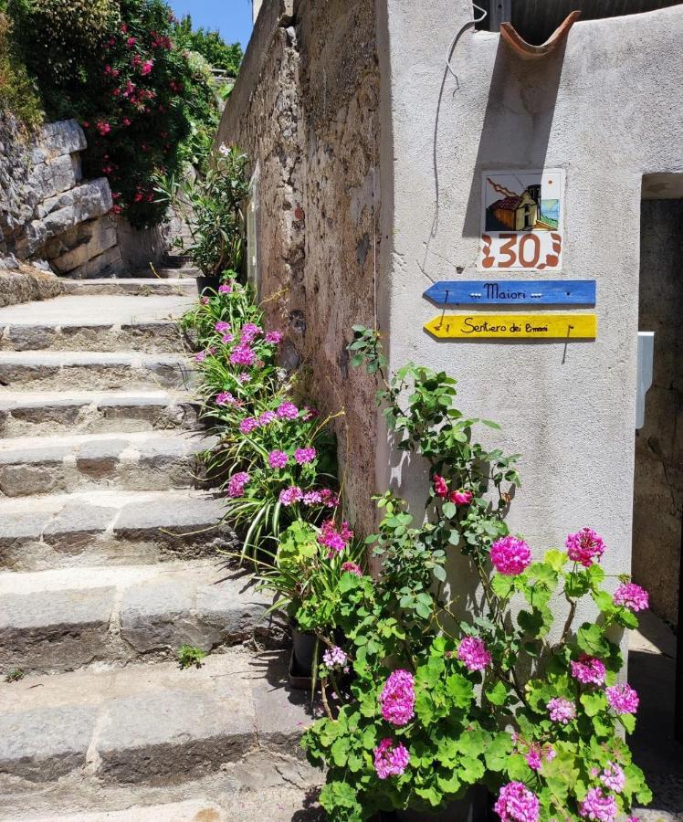Eden Tra I Limoni Apartment Minori Exterior photo